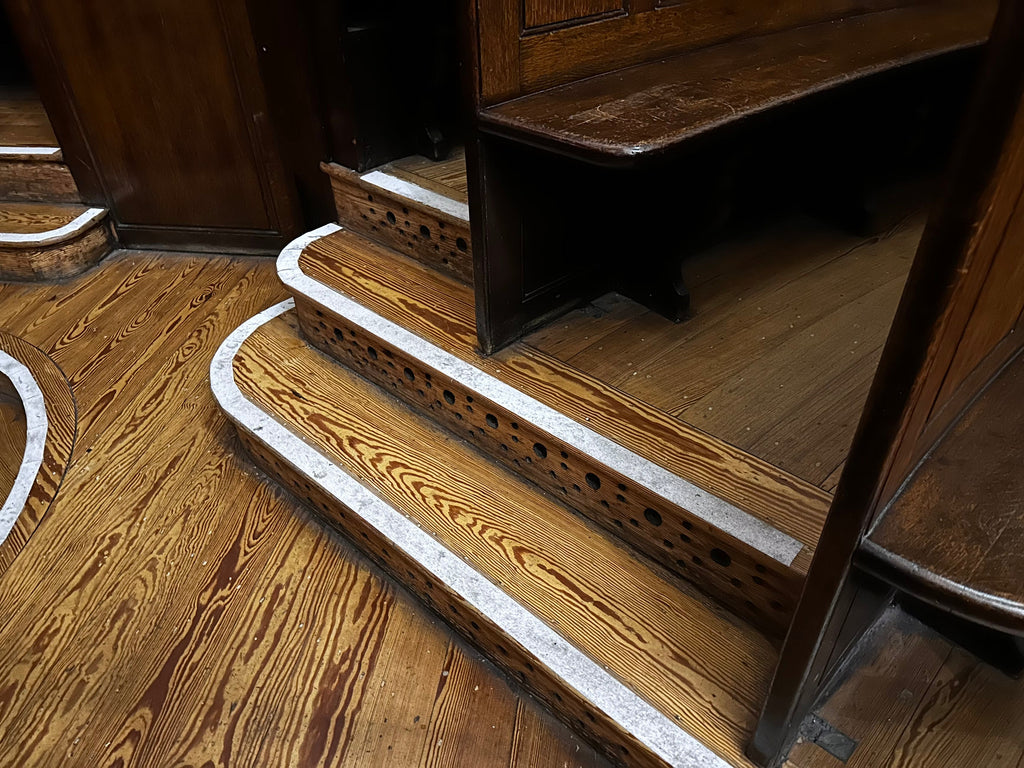 Stair Nose Molding Guide: Best for Your Staircases