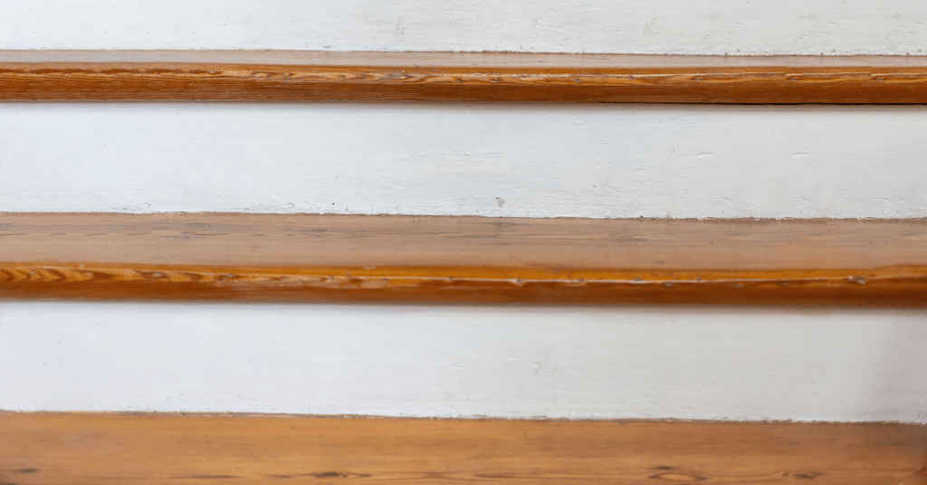 Stair Nose Molding Guide: Best for Your Staircases