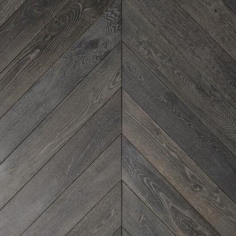 Villagio Cremona Oak Scafati (Chevron Cut)